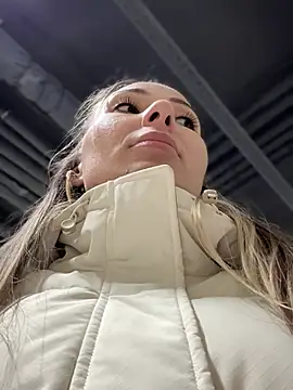 Wonder_Kari live sex cam