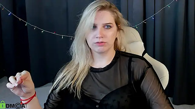 SoftLana live sex cam