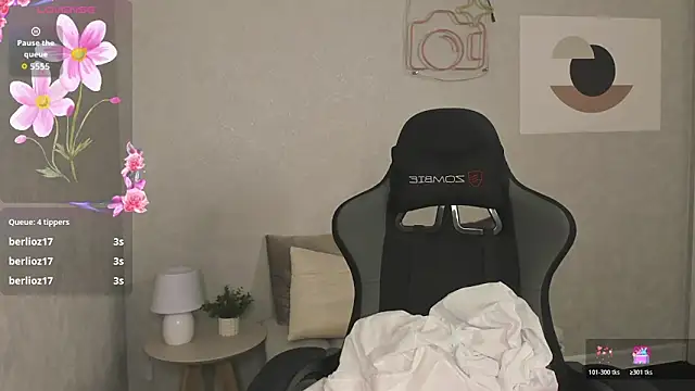 Jane_Mooree's cam snapshot