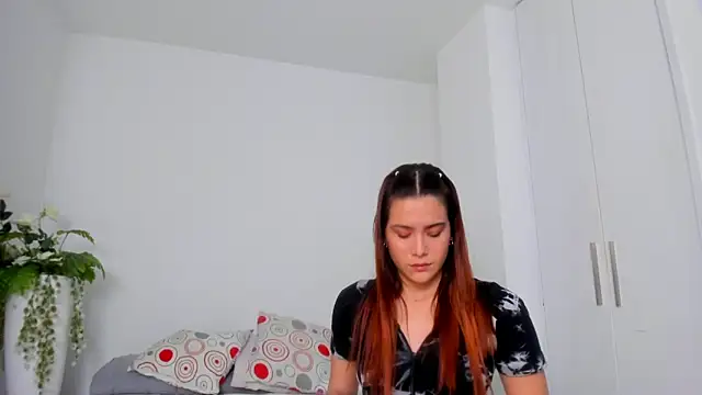 SaraAlvarezx live sex cam