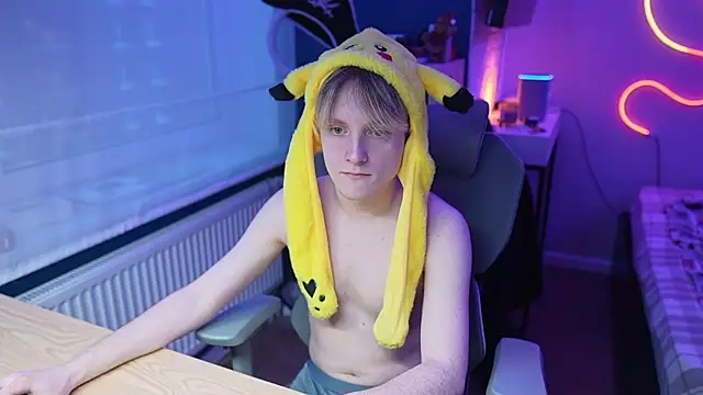 Alexycutie live sex cam