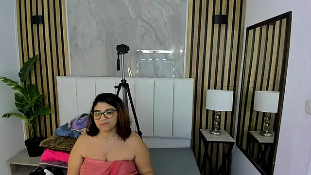 Carlotta_de_velour live sex cam