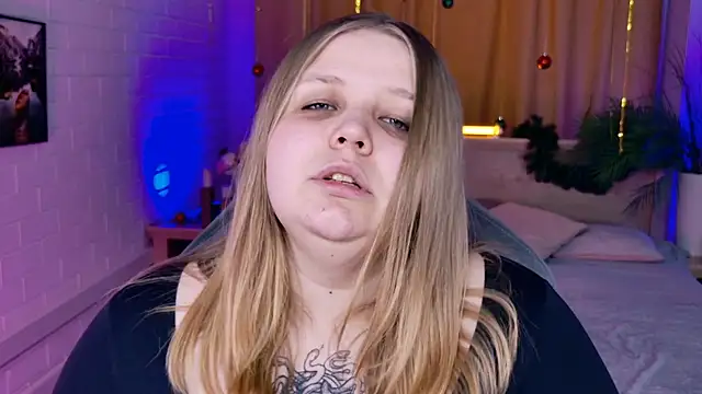 SladaDell live sex cam