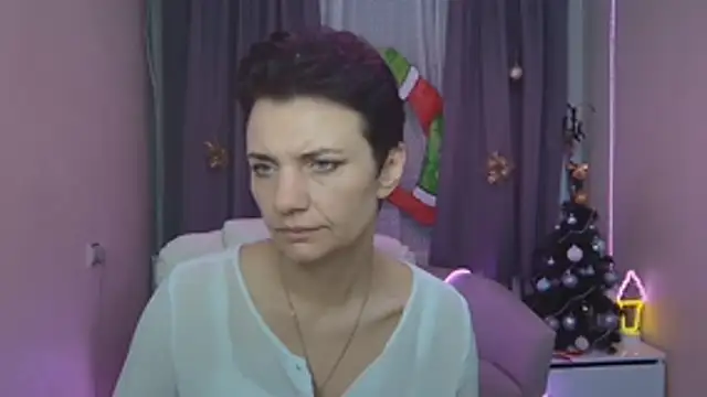 AvaSaturnian's cam snapshot