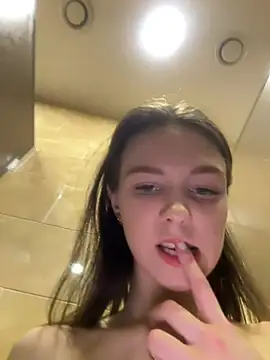 Ttixmila live sex cam