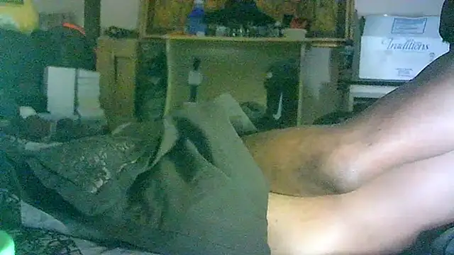 ON3YOULLN3VER_FIR3's cam snapshot