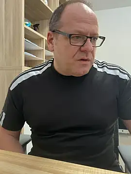 coupleLatinaLovers live sex cam