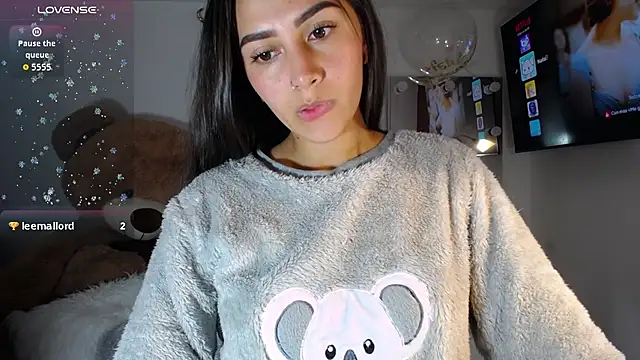 channel-rose1's cam snapshot