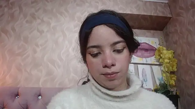 EmmaCowperr's cam snapshot