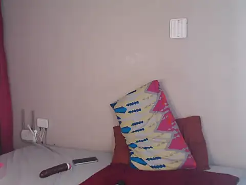 SexyLips86's cam snapshot