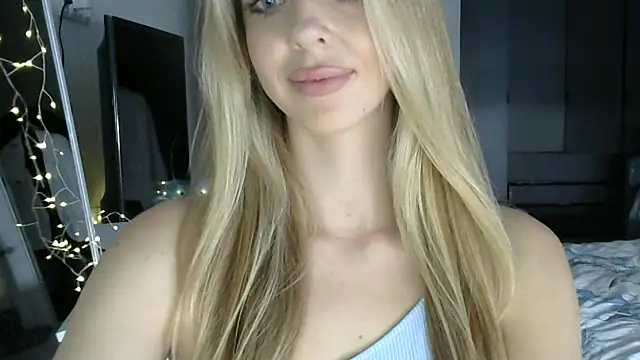 LizaSweetyq's cam snapshot