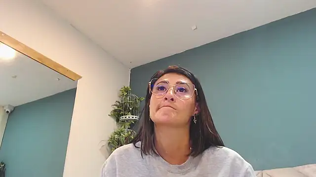 SharisWillian's cam snapshot