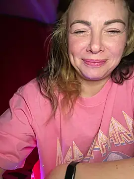 MarlaFknSinger live sex cam