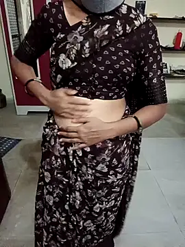 Aanubabya live sex cam