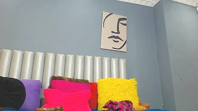 LoloQueen5 live sex cam