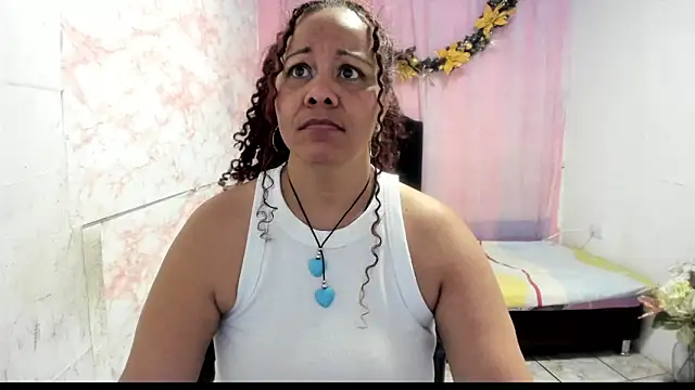 Brunette_sasha live sex cam