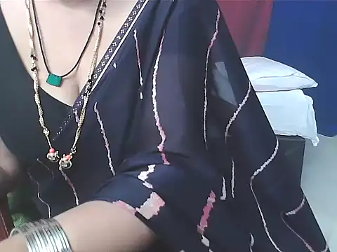 sunitha-3's cam snapshot