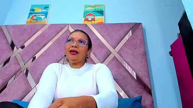 Valeria_gil_ live sex cam