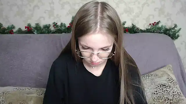 HitGyrl's cam snapshot