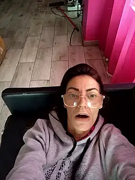 Eimikuro11's cam snapshot