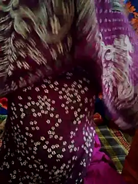 Hotcouple1100 live sex cam