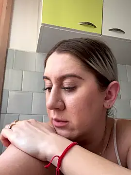 MissGinax's cam snapshot