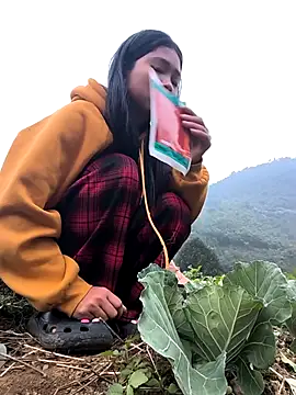 Lynly_k2 live sex cam