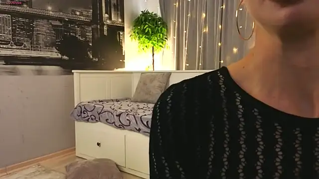 LanaReals's cam snapshot