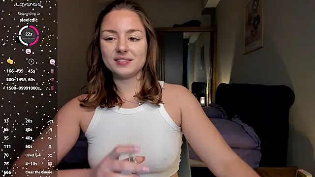 ThreeshaWhite live sex cam