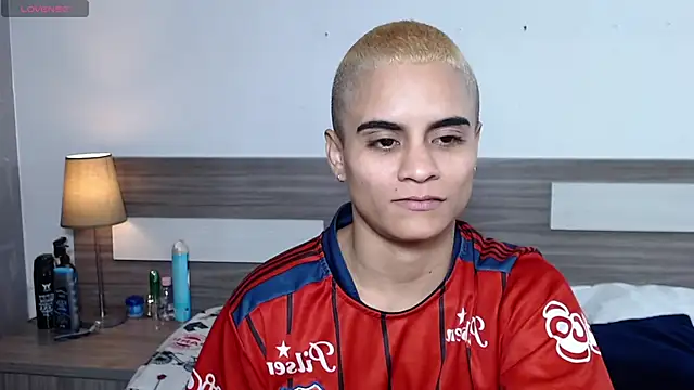 Liiamthompson live sex cam