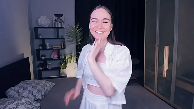 EunChesley's cam snapshot