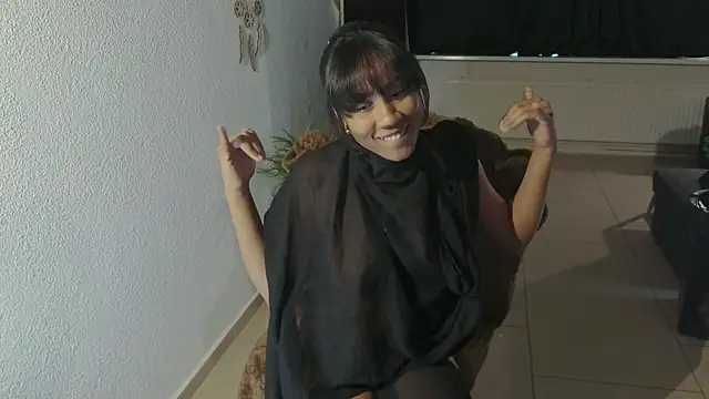 Therainqueen live sex cam