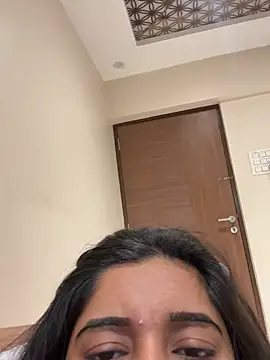 desitease's cam snapshot