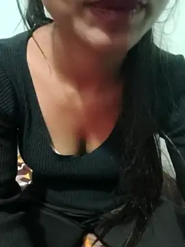 A-L-I-M-A's cam snapshot