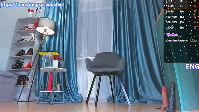 Miss_Kira_ live sex cam