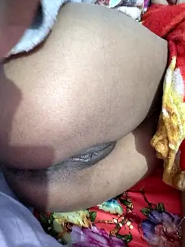 124pakhi's cam snapshot