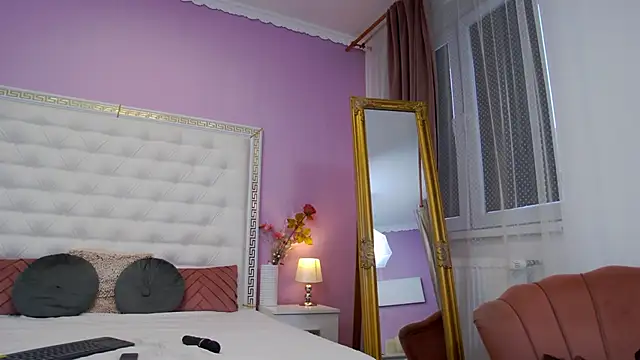 Lenna_Paul live sex cam