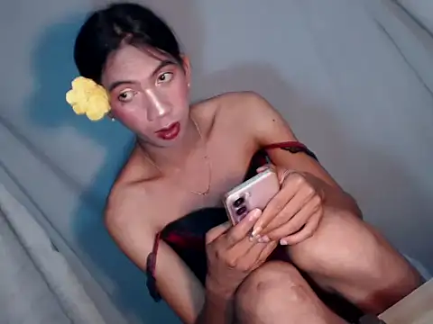 xyourdreamtrans live sex cam