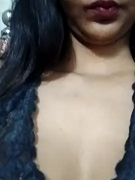 Aaliya_BigBoobs_1's cam snapshot