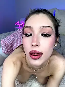 AngelLeeen live sex cam