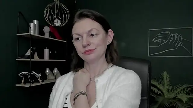 VivianWILD's cam snapshot