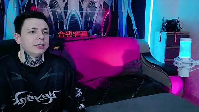 Aurora_Natsuki live sex cam