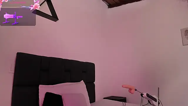 Khenta_Michells's cam snapshot