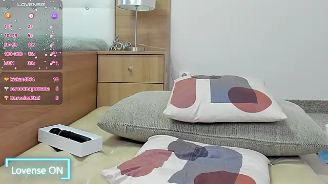 ania_queen live sex cam