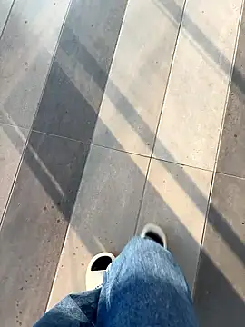 Mr_Gurgaon_'s cam snapshot