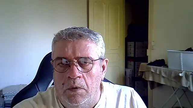 _hippo_'s cam snapshot