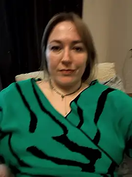 YourSweetRi's cam snapshot