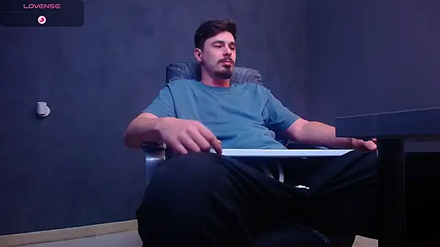 EnzoRace's cam snapshot