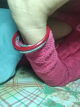 IndianRima live sex cam