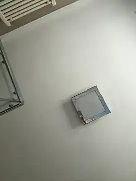 Mia_Milf01 live sex cam